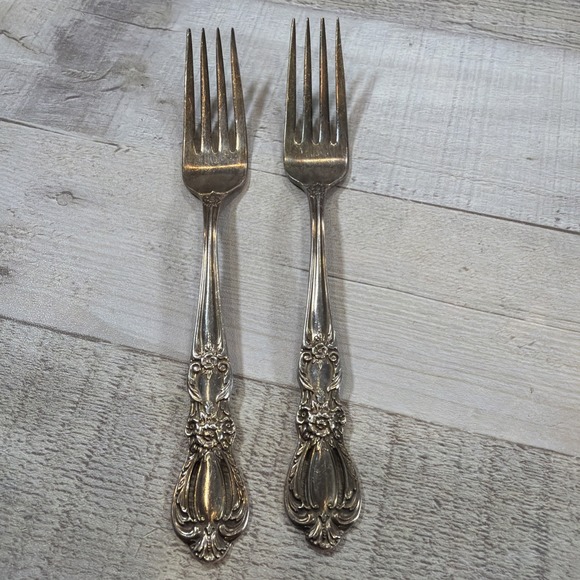 International Silver Other - 1847 Rogers Bros Grand Heritage Dinner Forks International Silverplate Set of 2